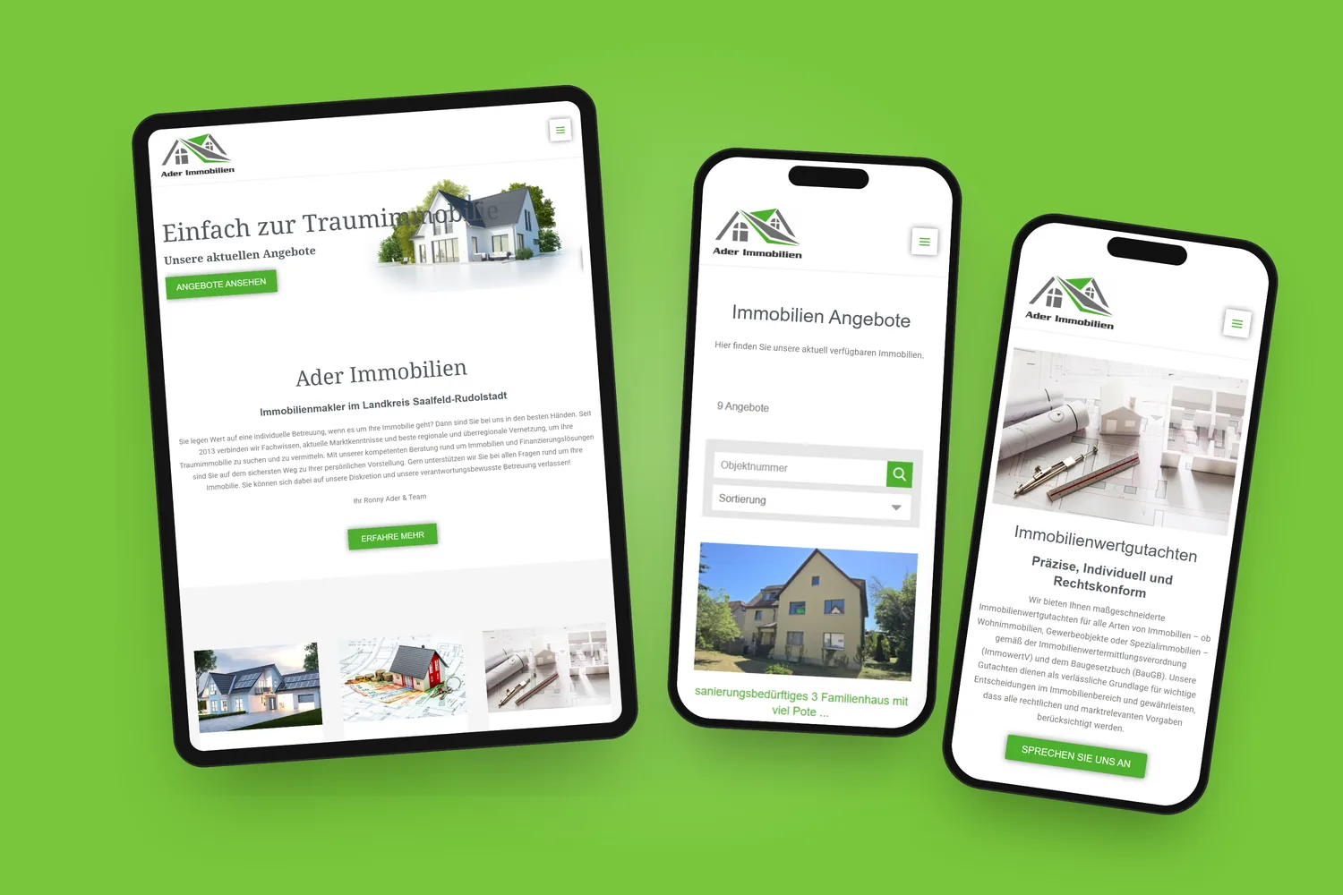 ader-immobilien.de auf Tablet und zwei Smartphones (Angebote, Wertgutachten), auf Grün